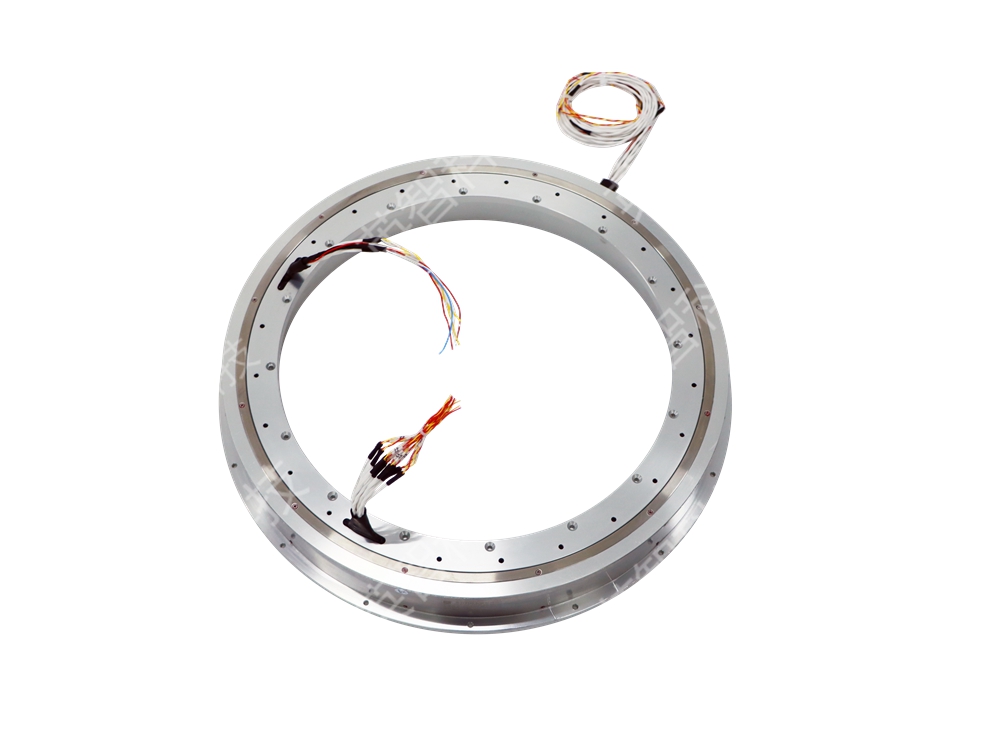 大孔径香蕉影院在线观看